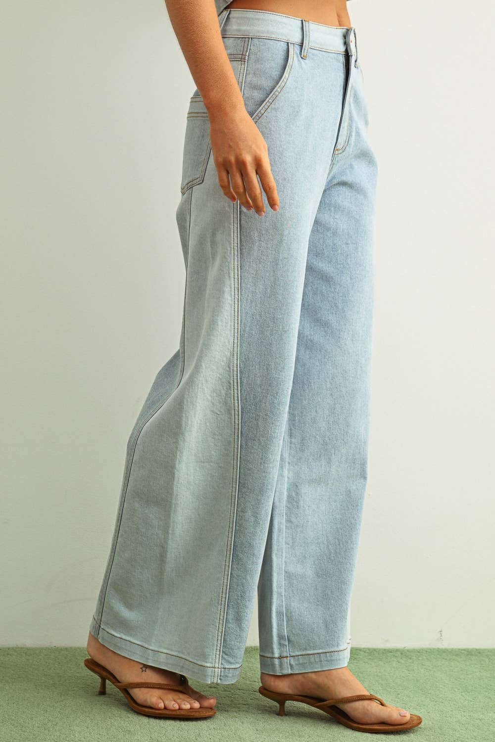 Chloe - Wide Leg two-toned Jeans