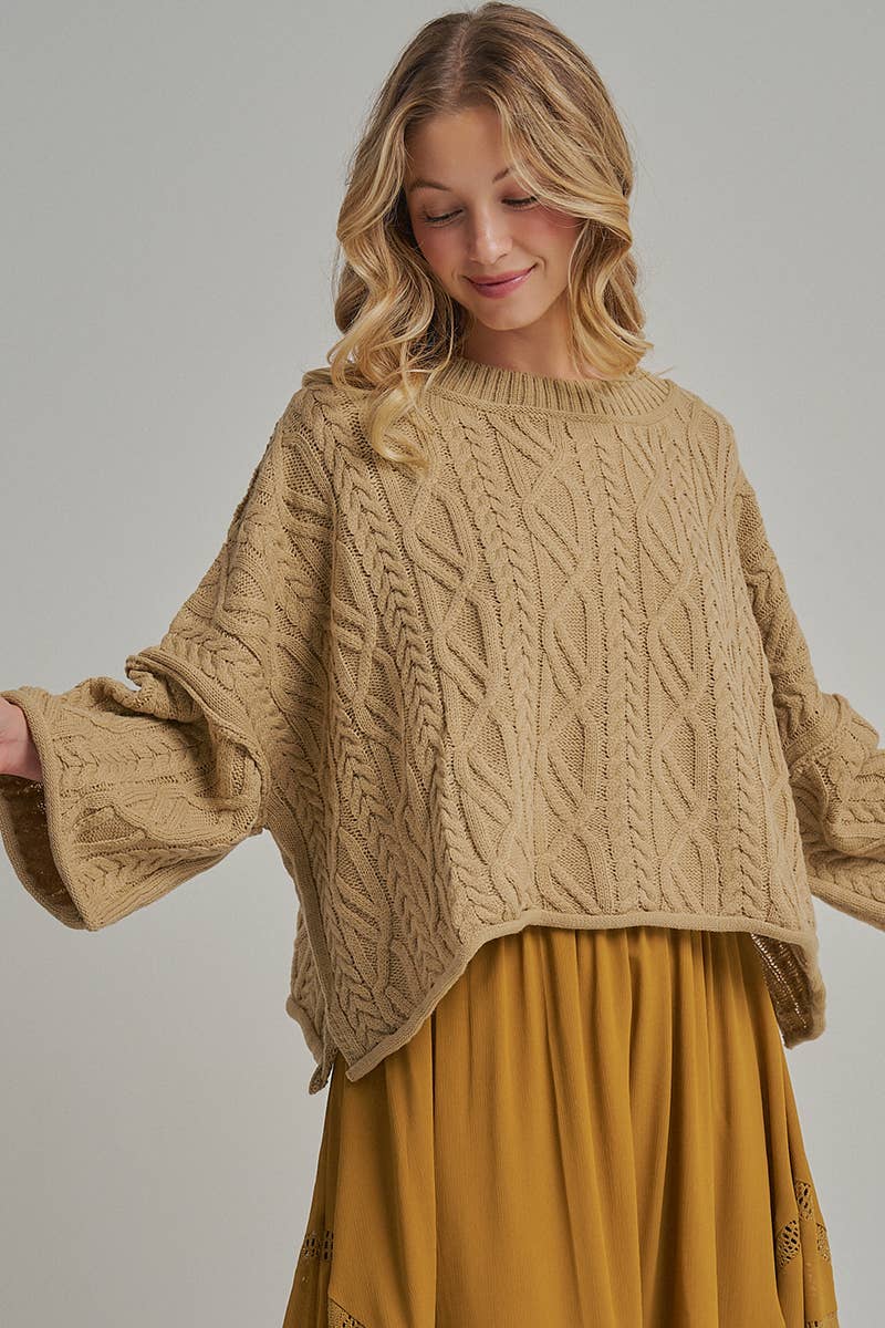 Julia - Oversized lightweight Cable Knit Sweater