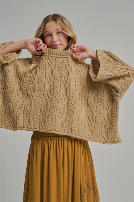 Julia - Oversized lightweight Cable Knit Sweater