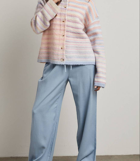 Dreamy - Rainbow Button-up Cardigan