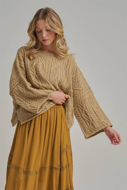Julia - Oversized lightweight Cable Knit Sweater