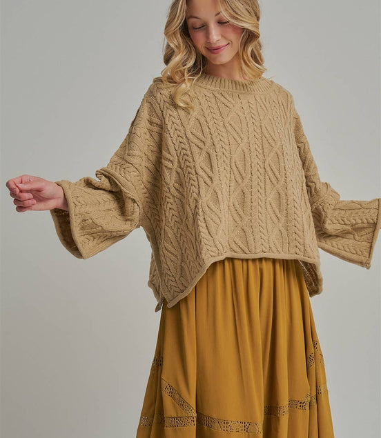 Julia - Oversized lightweight Cable Knit Sweater
