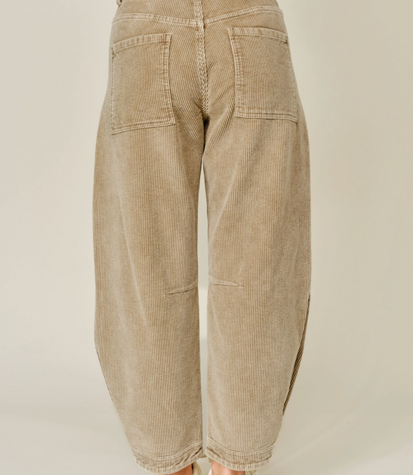 Otis Corduroy Pants - Two ways to wear